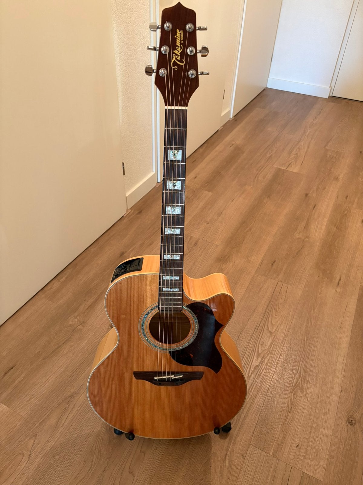 Mooie Takamine EG523SC elektro-akoestische gitaar Jumbo, Ophalen, Zo goed als nieuw, Western- of Steelstringgitaar