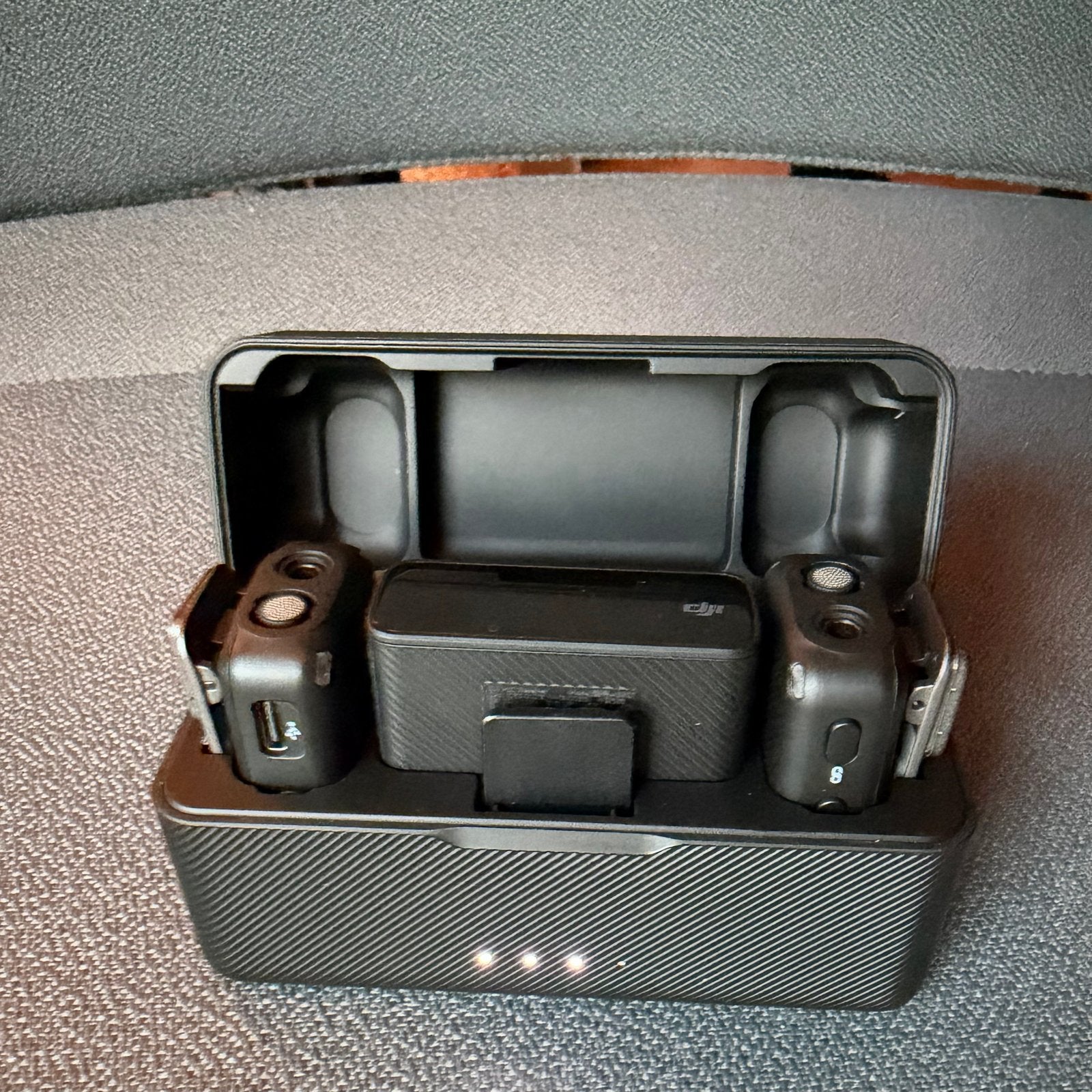 DJI Mic draadloze microfoonset - Zo goed als nieuw, Ophalen of Verzenden, Zo goed als nieuw, Overige typen, Draadloos