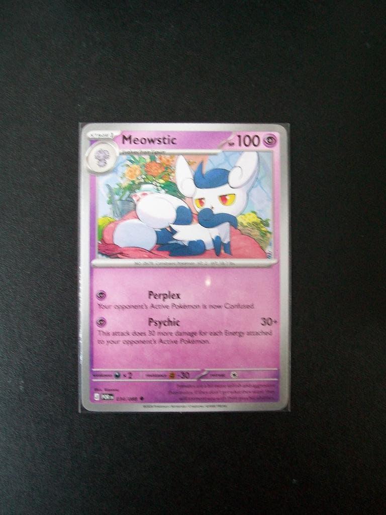 9562. Nieuwe Pokemon Kaart MEOWSTIC HP 100 (034/088), Verzenden, Nieuw, Losse kaart