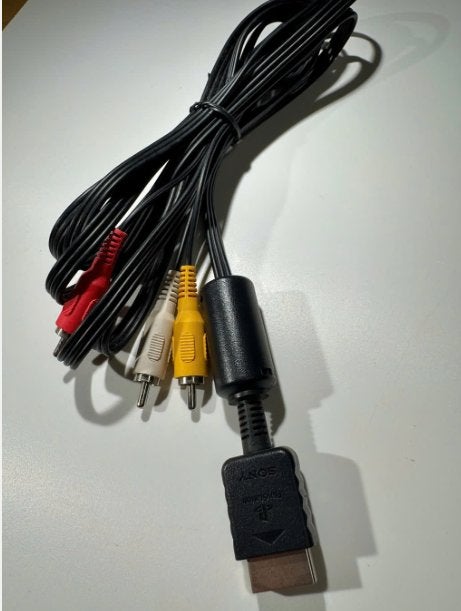 Originele PlayStation AV-kabel (RCA), Spelcomputers en Games, Ophalen of Verzenden, Zo goed als nieuw, Voeding, Oplader of Kabel