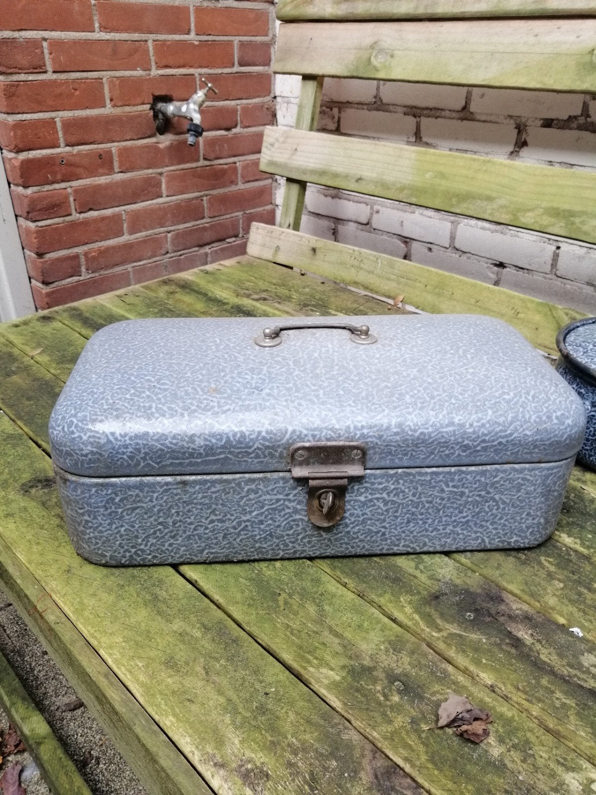 Emaille set: 2 pannen, vergiet en broodtrommel - Gebruikt, Antiek en Kunst, Ophalen
