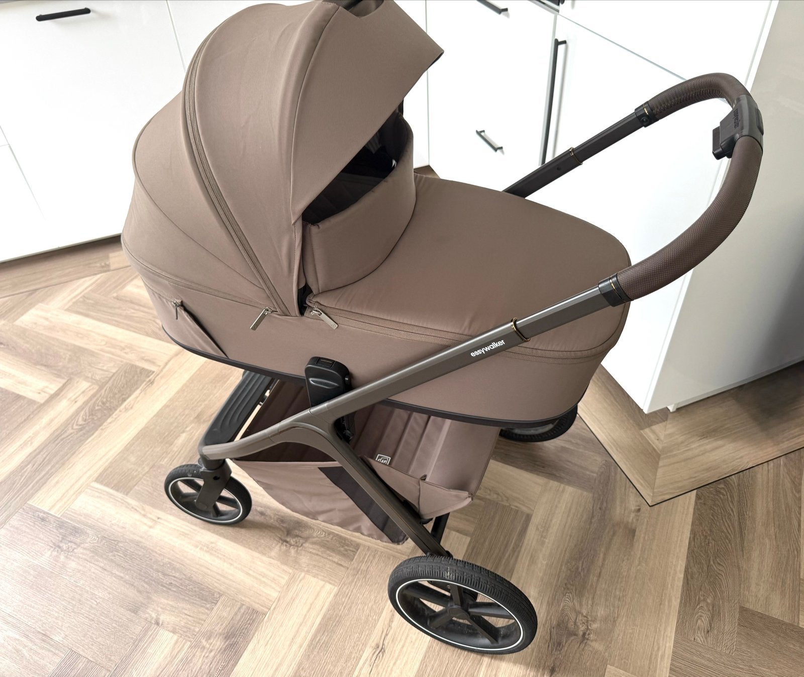 Easywalker Zoey 2in1 Kinderwagen, Zo goed als nieuw, Combiwagen, Met reiswieg, Ophalen