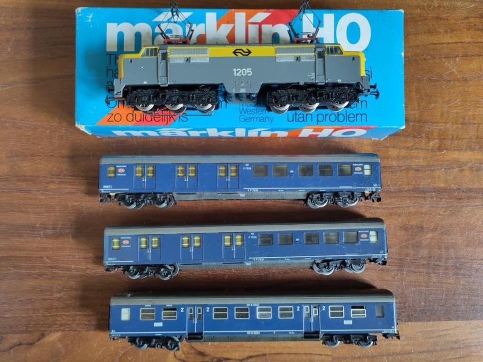 Märklin NS, Hobby en Vrije tijd, Modeltreinen | H0, Wisselstroom, Analoog, Ophalen of Verzenden, Zo goed als nieuw