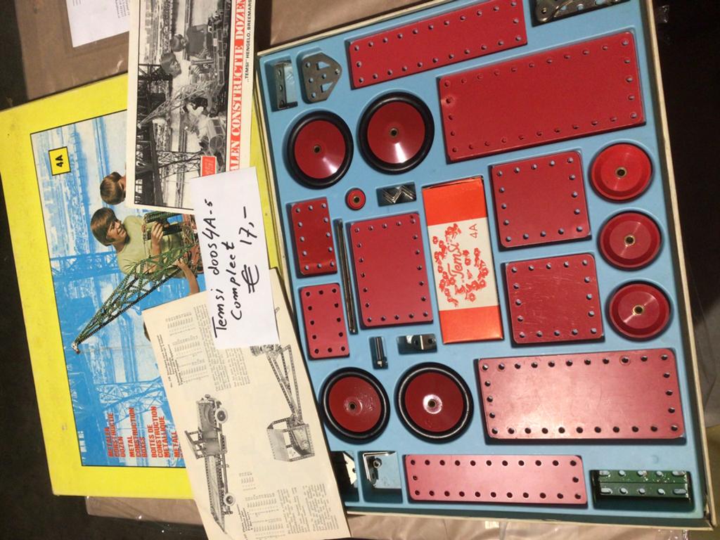Partij Temsi meccano dozen, Ophalen of Verzenden, Zo goed als nieuw, Groter dan 1:32