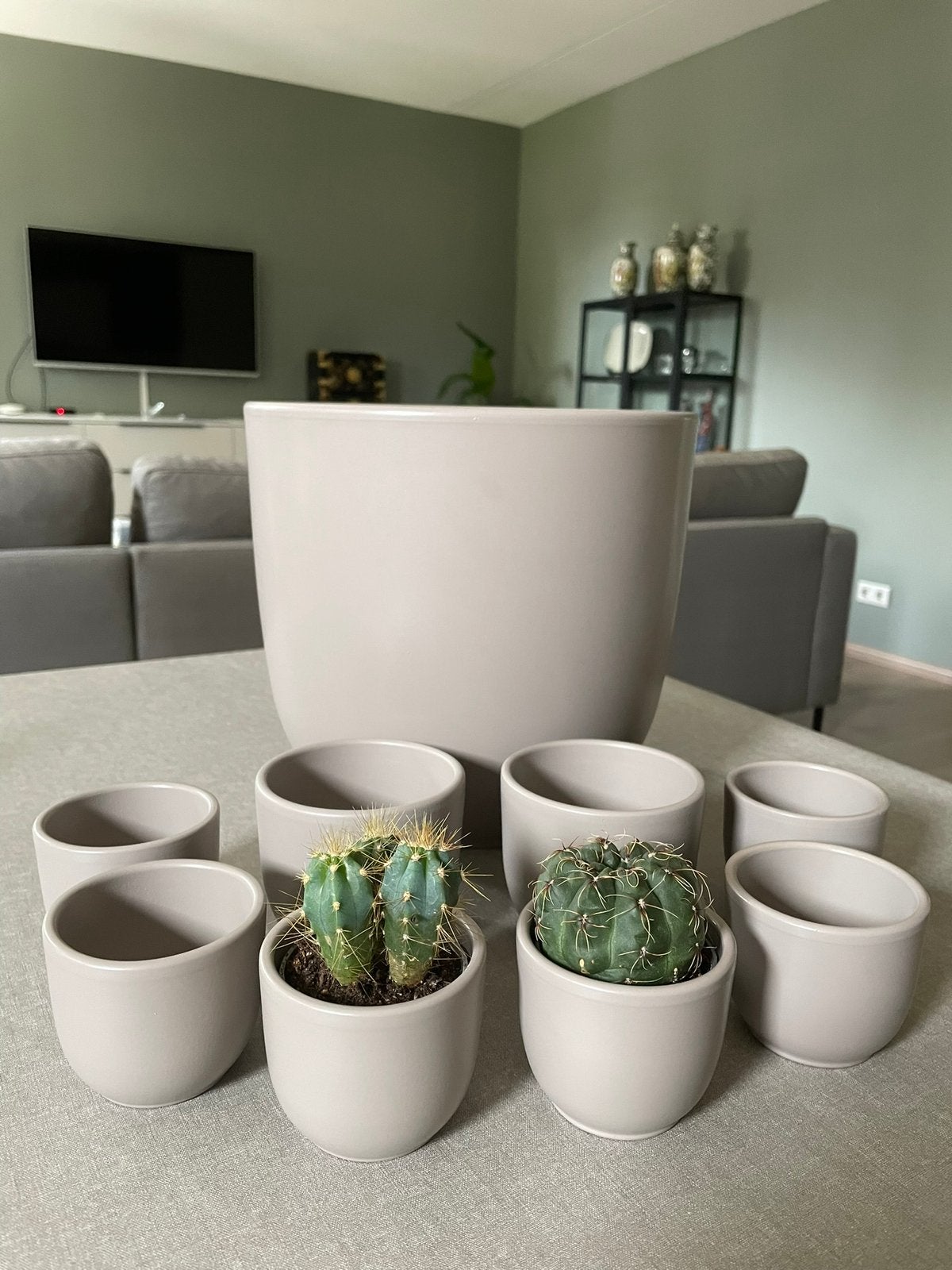 Mica Decorations Tusca taupe bloempotten., Rond, Ophalen of Verzenden, Zo goed als nieuw, Aardewerk