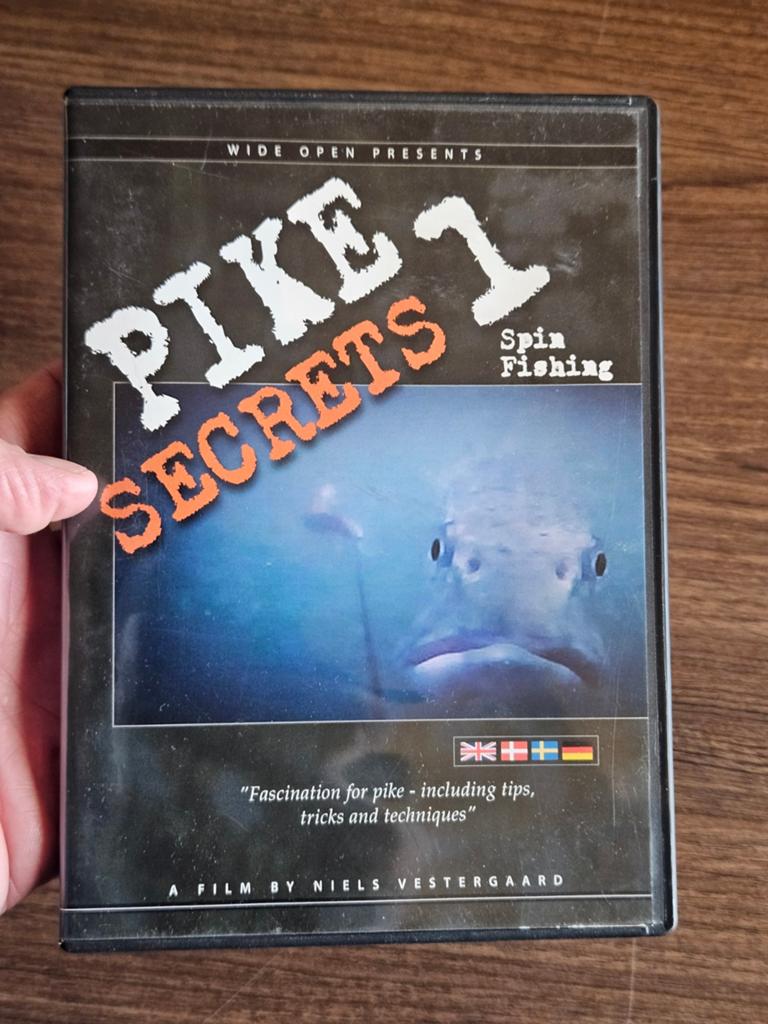 DVD sportvissen op snoek Engelstalig Pike Secrets 1, Alle leeftijden, Ophalen of Verzenden, Gebruikt, Natuur