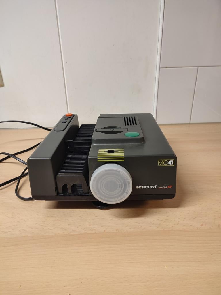 Reflecta Diamator AF MC II Diaprojector, Ophalen of Verzenden