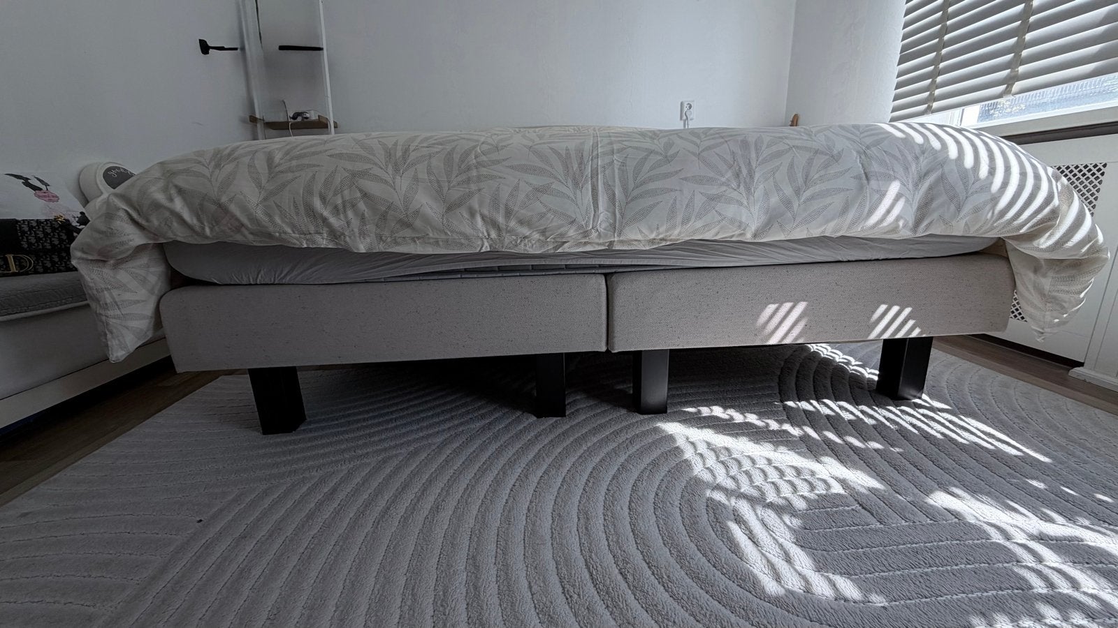 Swiss Sense Boxspring 180x200 (excl. matras), Ophalen, Gebruikt, Beige, Tweepersoons