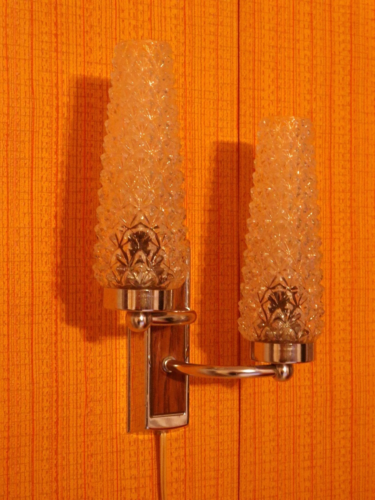 Retro vintage wandlamp in perfecte vintage staat, E14 (klein), Ophalen of Verzenden, Zo goed als nieuw, Glas