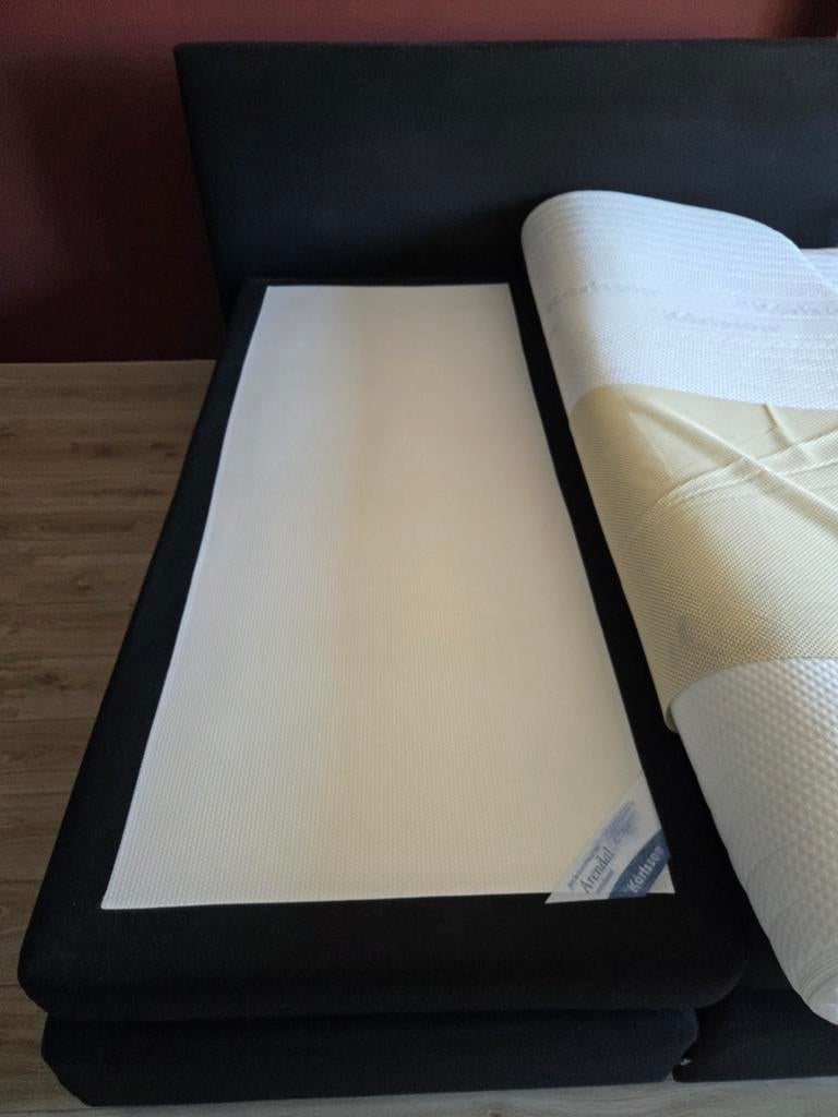 Boxspring €149,- Karlsson 180x200, Ophalen, Gebruikt, Zwart, Tweepersoons
