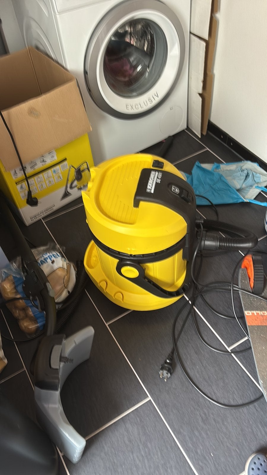 Tapijt reiniger karcher, Geschikt voor tapijt, Gebruikt, Kärcher, Ophalen of Verzenden