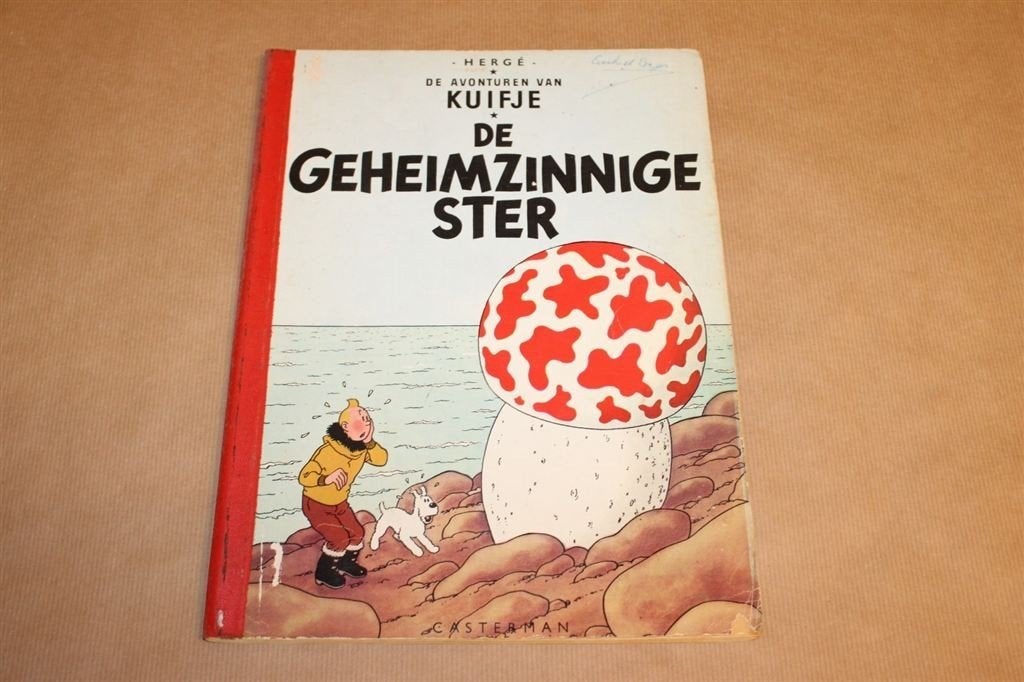 Kuifje - De geheimzinnige ster - Oude druk met linnen rug, Eén stripboek, Ophalen of Verzenden, Gelezen