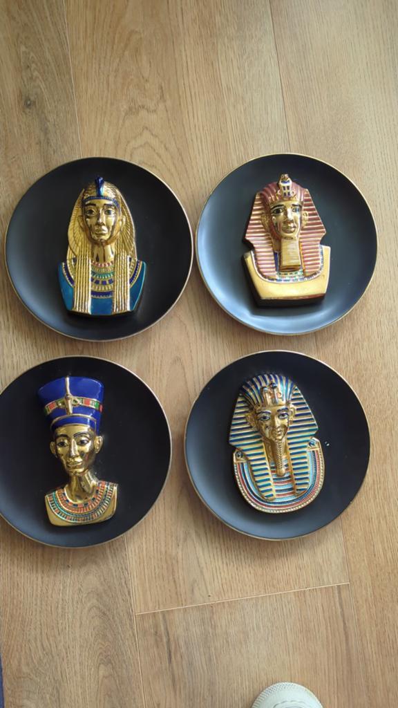 Set van 4 Egyptische decoratieve borden - Ramses II, Antiek en Kunst, Ophalen of Verzenden