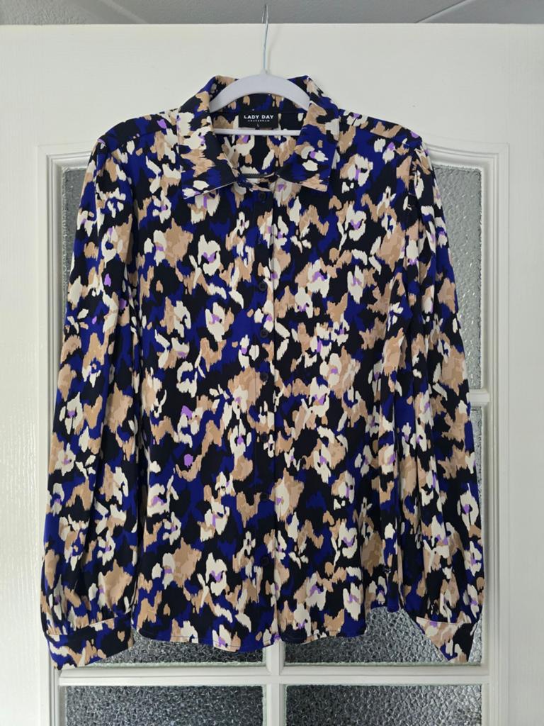 Nieuwe blouse lady day L travel, Ophalen of Verzenden, Nieuw