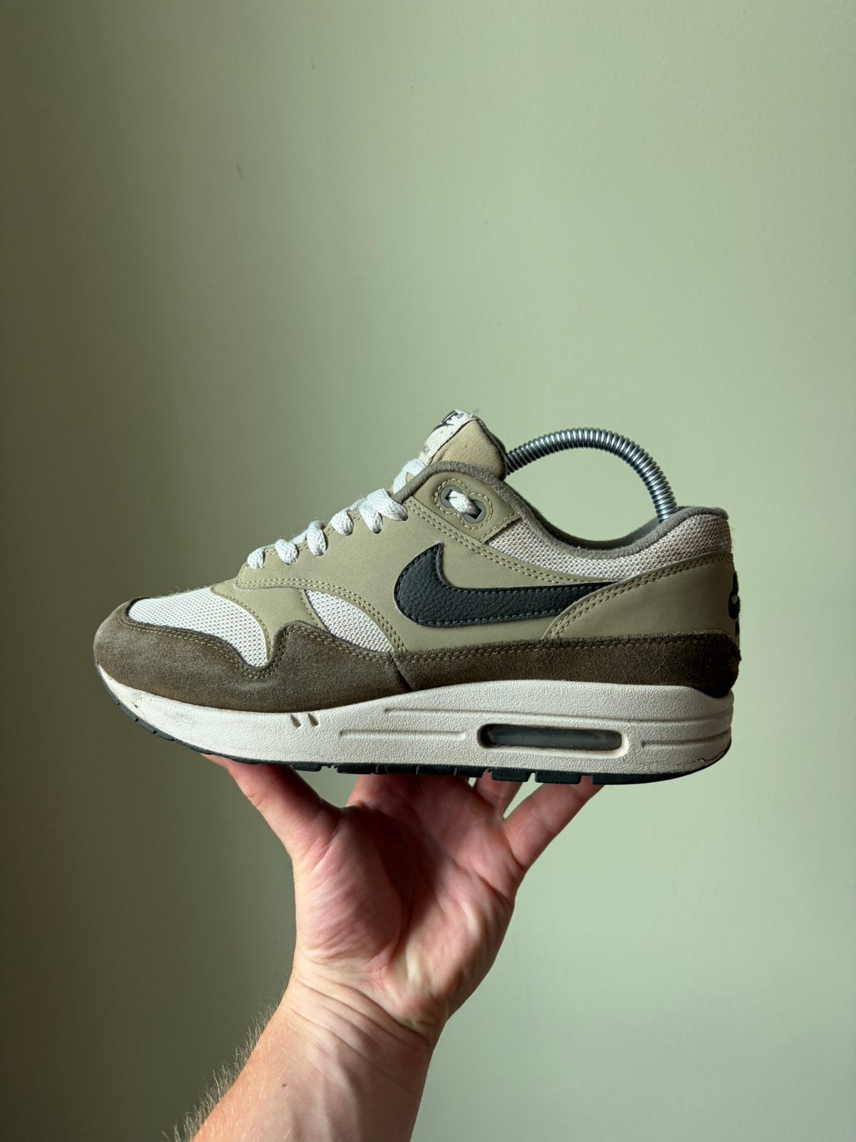 Nike Air Max 1 Medium Olive / 41, Overige kleuren, Ophalen of Verzenden, Sneakers of Gympen, Zo goed als nieuw