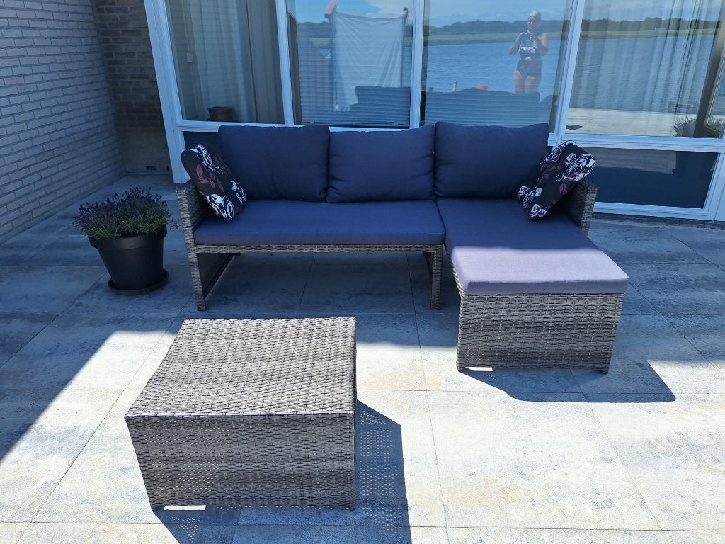 Loungeset wicker met zit-en rugkussens, Ophalen, 4 zitplaatsen, Bank, Zo goed als nieuw