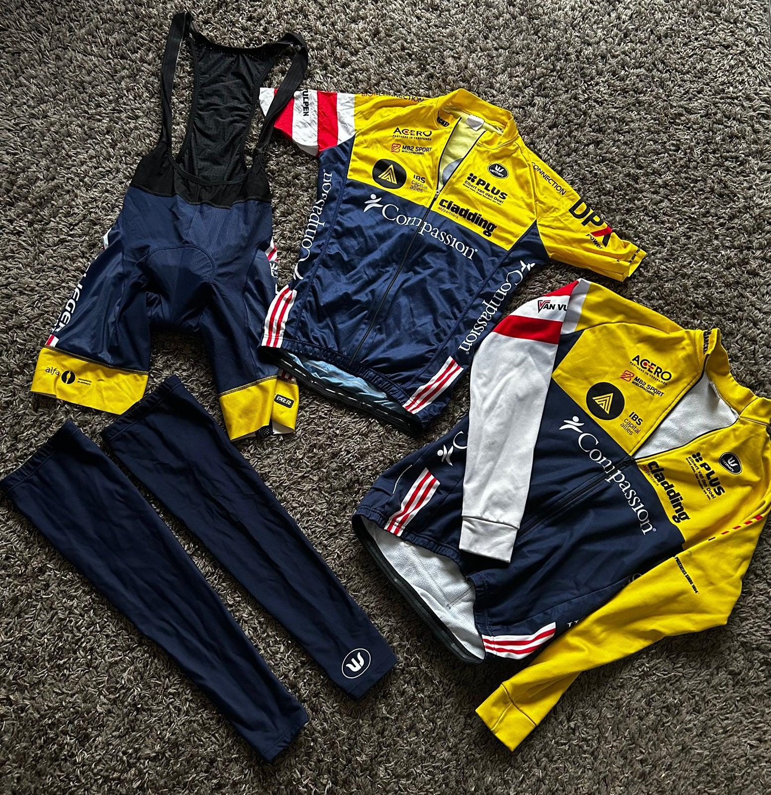 Wielren-/mountainbike-kleding, Ophalen of Verzenden, Zo goed als nieuw, Kleding