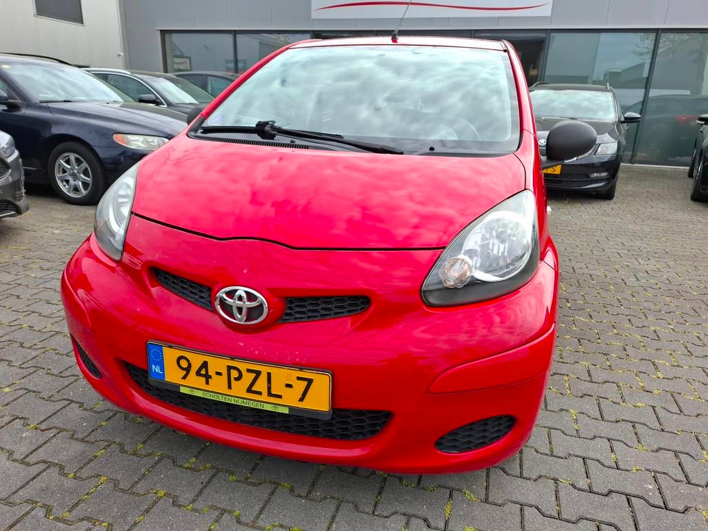 Toyota Aygo 1.0-12V Cool AIRCO/5 DEURS/TREKHAAK!, Auto's, Toyota, Bedrijf, Te koop, Aygo, ABS, Airbags, Airconditioning, Radio
