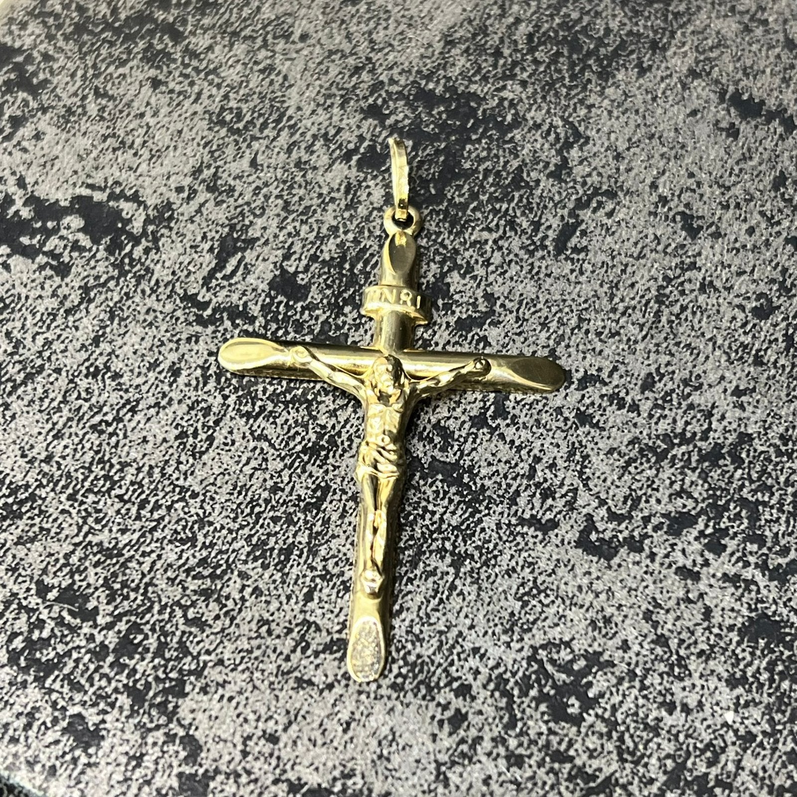 14 karaat gouden kruis kettinghanger, Ophalen of Verzenden, Zo goed als nieuw, Goud, Kruis of Symbool