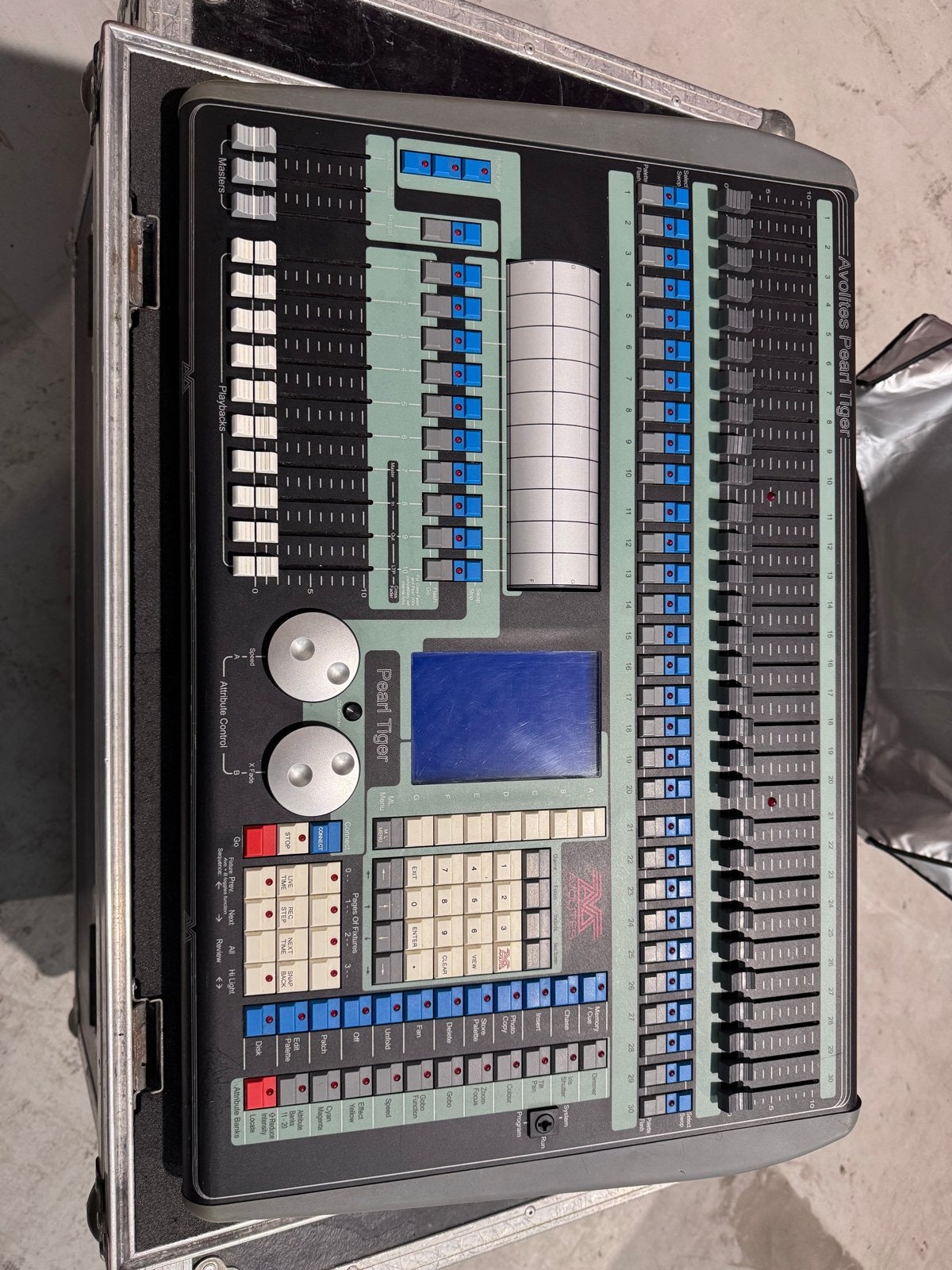 Avolites pearl tiger in perfecte staat + case, Ophalen, Zo goed als nieuw, Laser