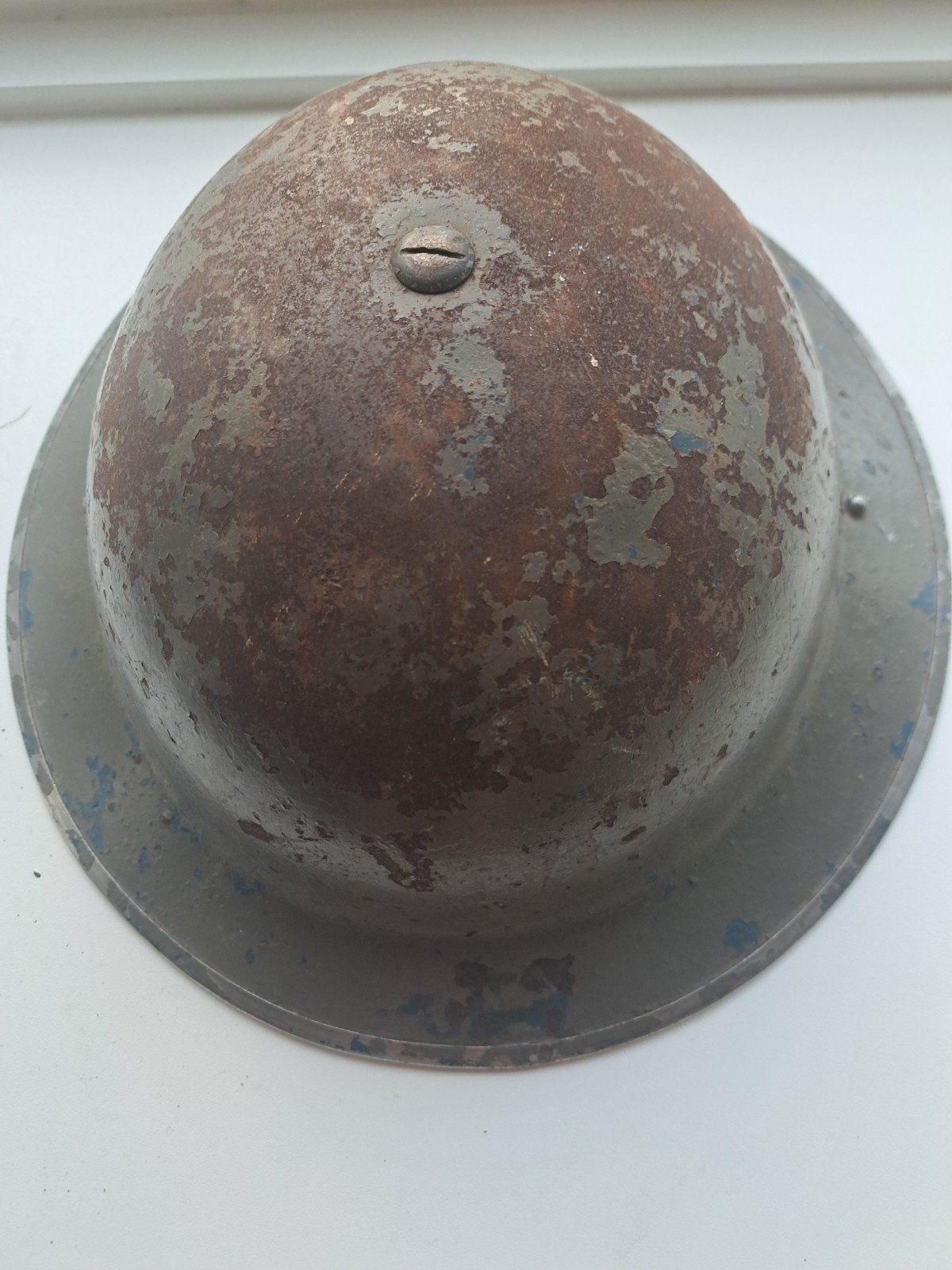 Vintage Militaire Helm - Doorsnede 30.5 CM, Verzamelen, Militaria | Tweede Wereldoorlog, Ophalen of Verzenden, Nederland, Helm of Baret