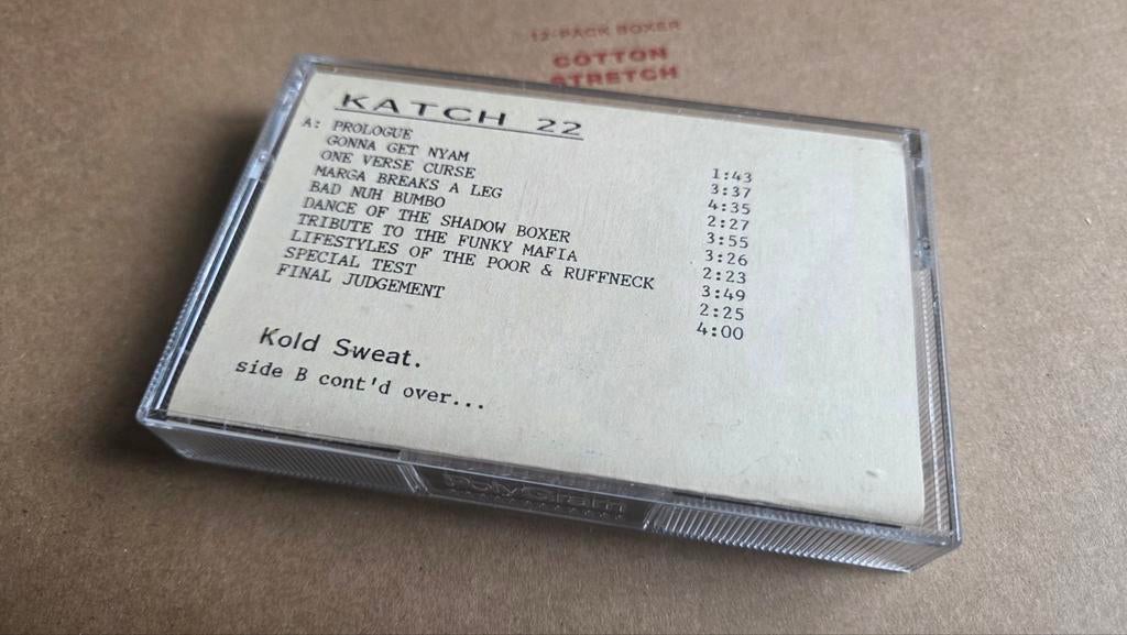 Katch 22 – Dark Tales From Two Cities

(1993), Cd's en Dvd's, Cassettebandjes, Verzenden, Gebruikt, Hiphop en Rap, 1 bandje