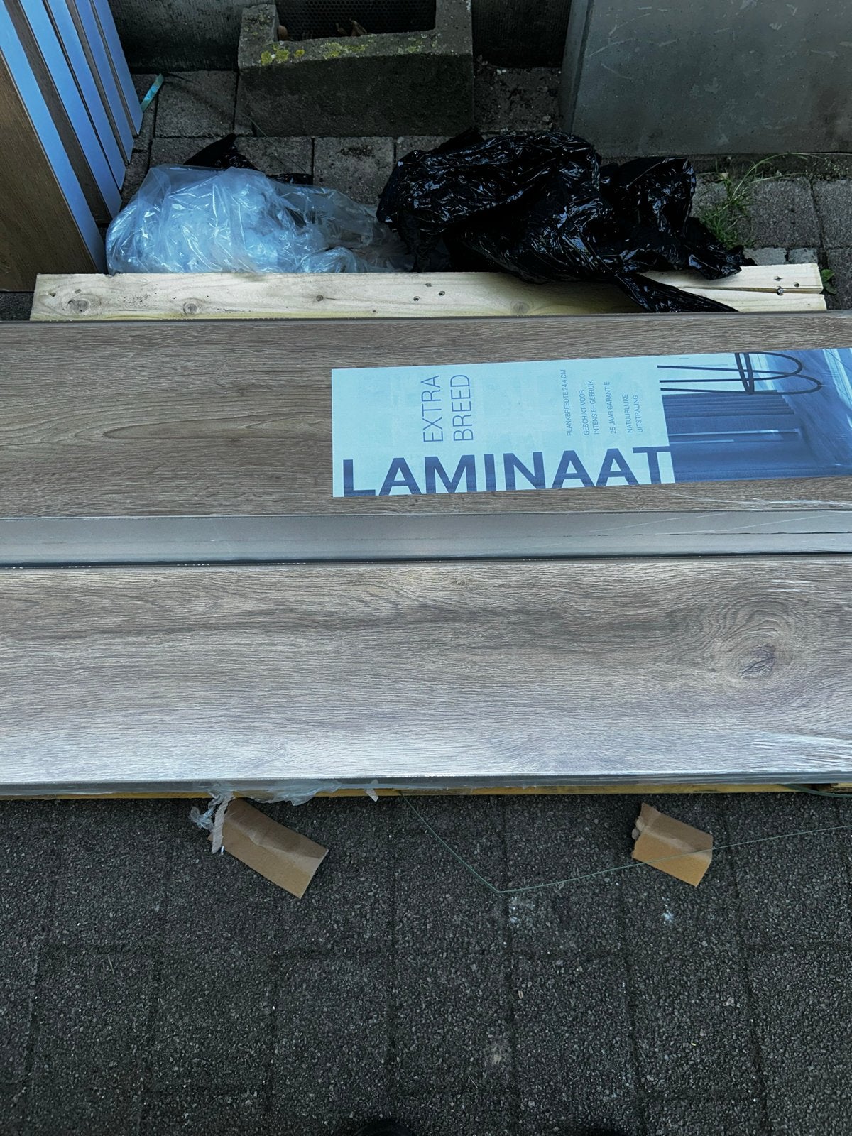 Laminaat Grand Oak 4V ongeveer voor 48,5 m² -ongeopend, Ophalen, Nieuw, Minder dan 5 m², 10 tot 30 cm