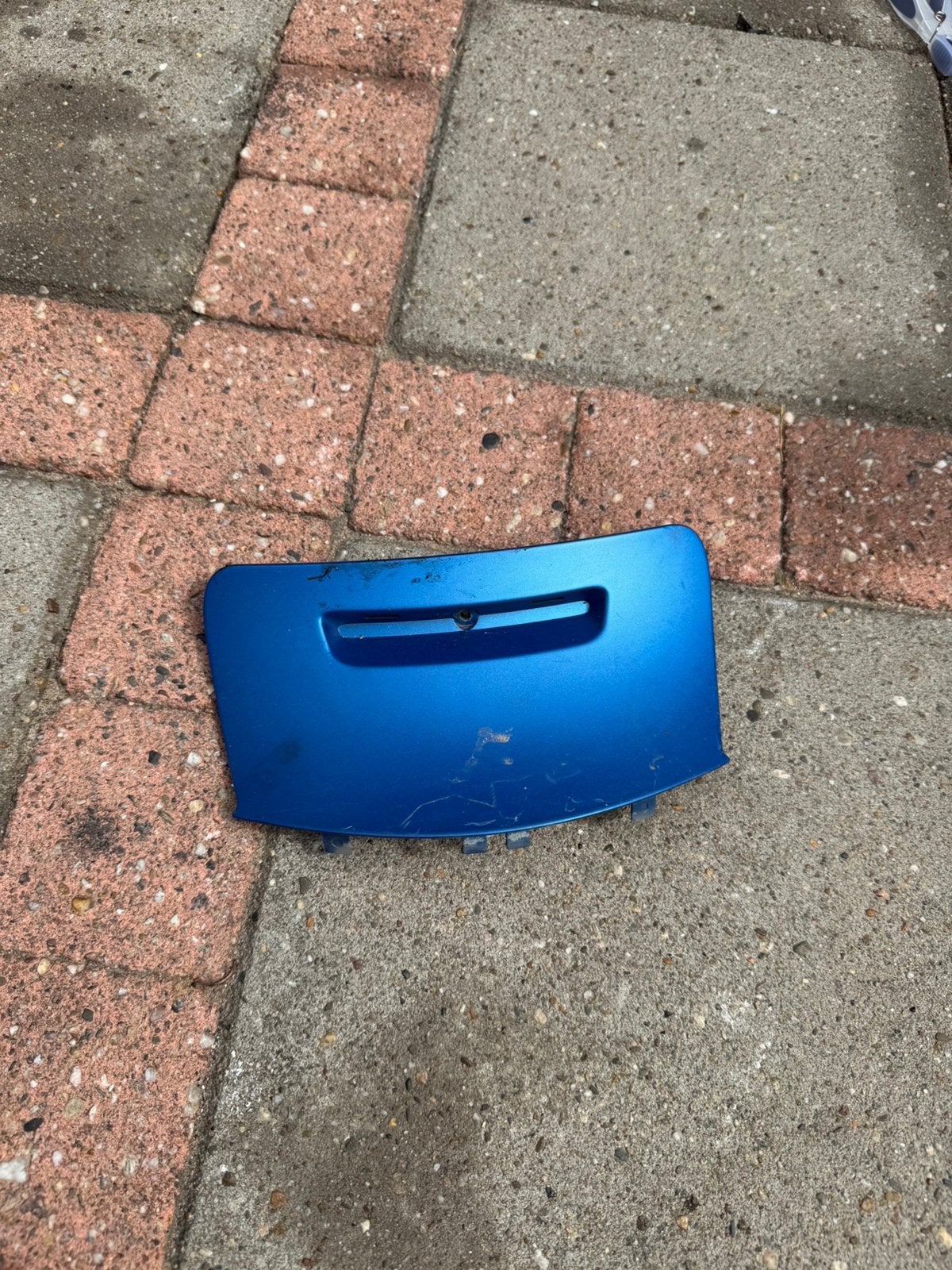 Vespa sprint accu kapje blauw, Ophalen