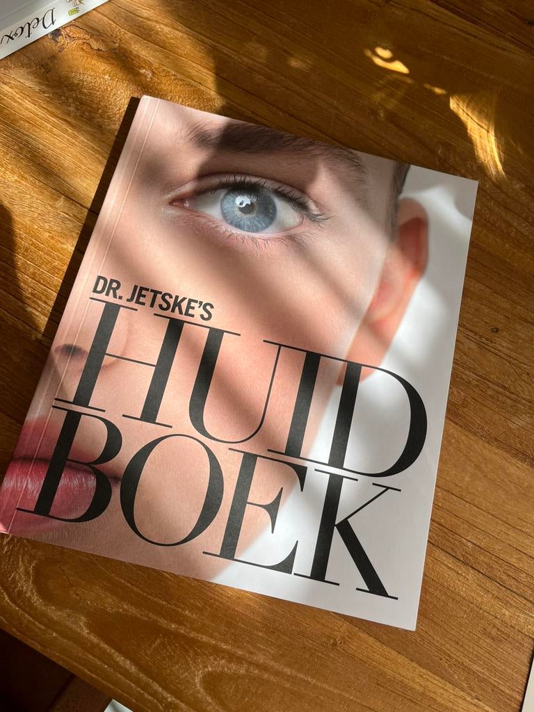 Dr. Jetske's huidboek, Boeken, Ophalen of Verzenden, Zo goed als nieuw