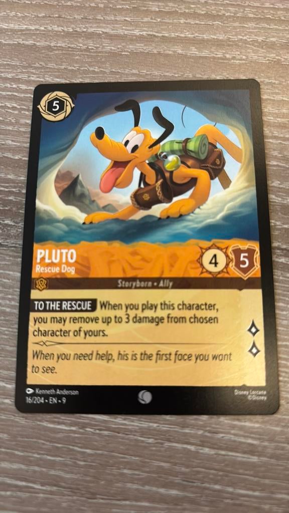 Disney Lorcana Pluto Rescue Dog 16-204 9FAB nonfoil, Ophalen of Verzenden, Zo goed als nieuw, Losse kaart