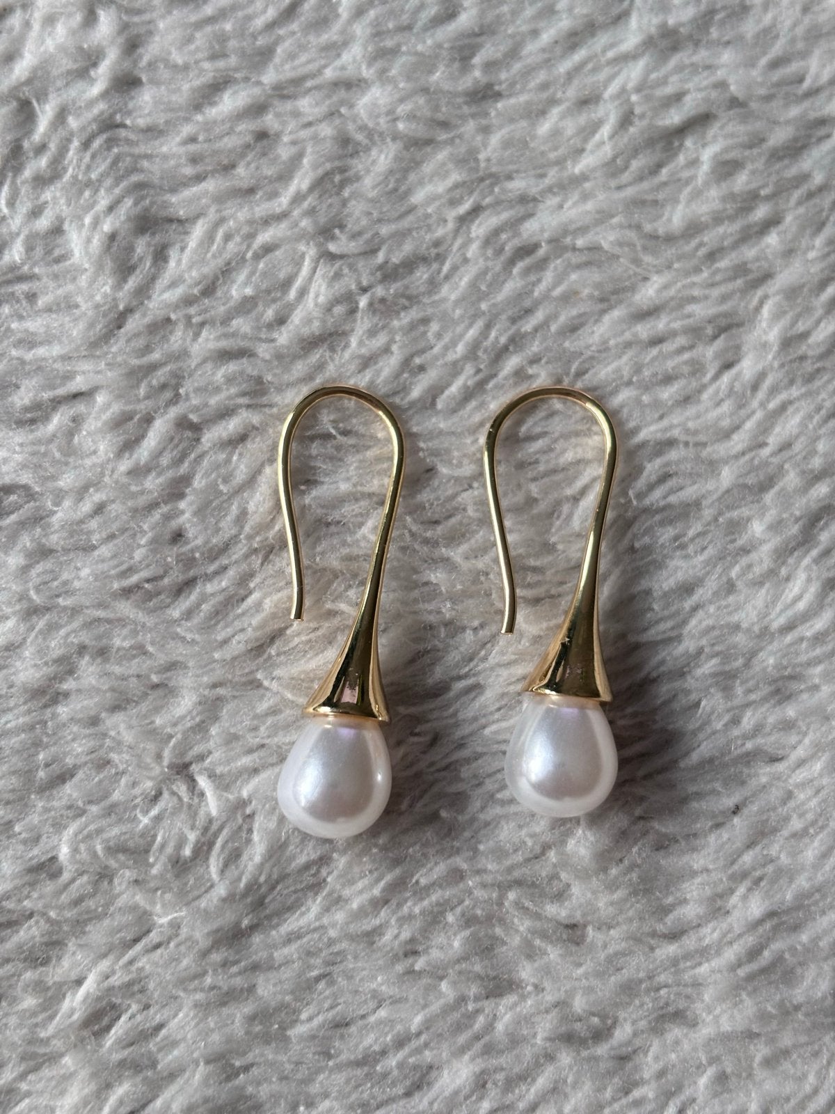 Gouden oorbellen met parels, Overige materialen, Hangers, Nieuw, Ophalen of Verzenden