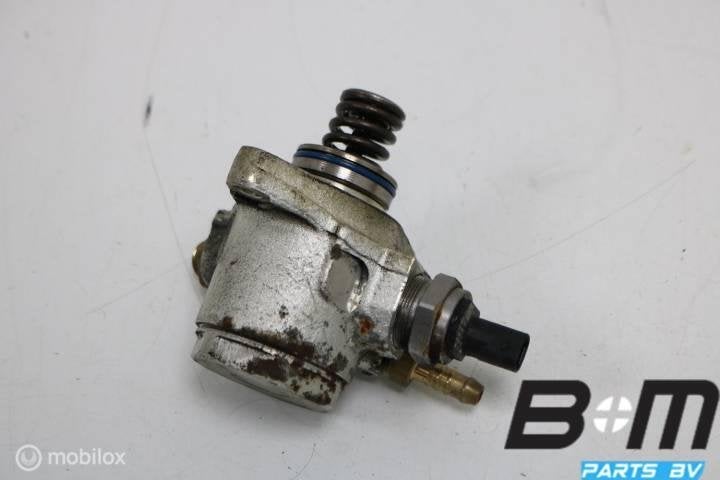 Brandstofpomp VW Passat B8 04E127026E, Gebruikt