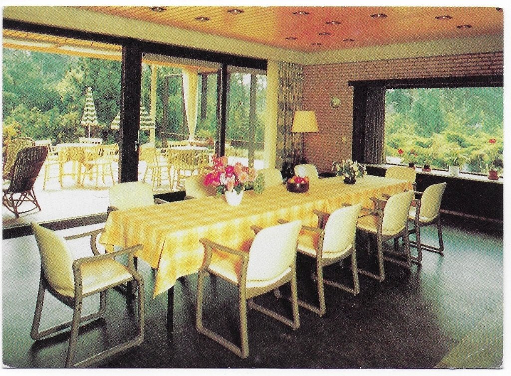 Someren Rode Kruis Bungalow Gelopen Ansichtkaart ( B5983 ), Ophalen of Verzenden, 1980 tot heden, Gelopen, Utrecht