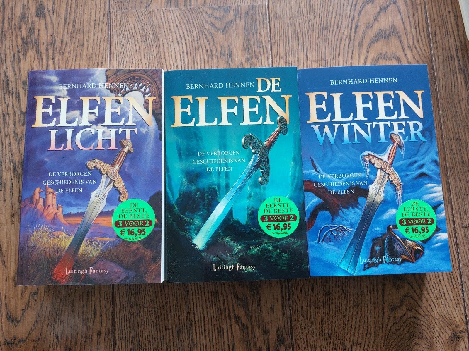 Elfen Licht, Elfen en Elfen Winter - Bernhard Hennen, Ophalen of Verzenden, Zo goed als nieuw