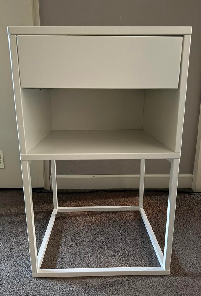 IKEA VIKHAMMER nachtkastje zgaln!, Ophalen, Zo goed als nieuw, Minder dan 45 cm, 55 tot 70 cm