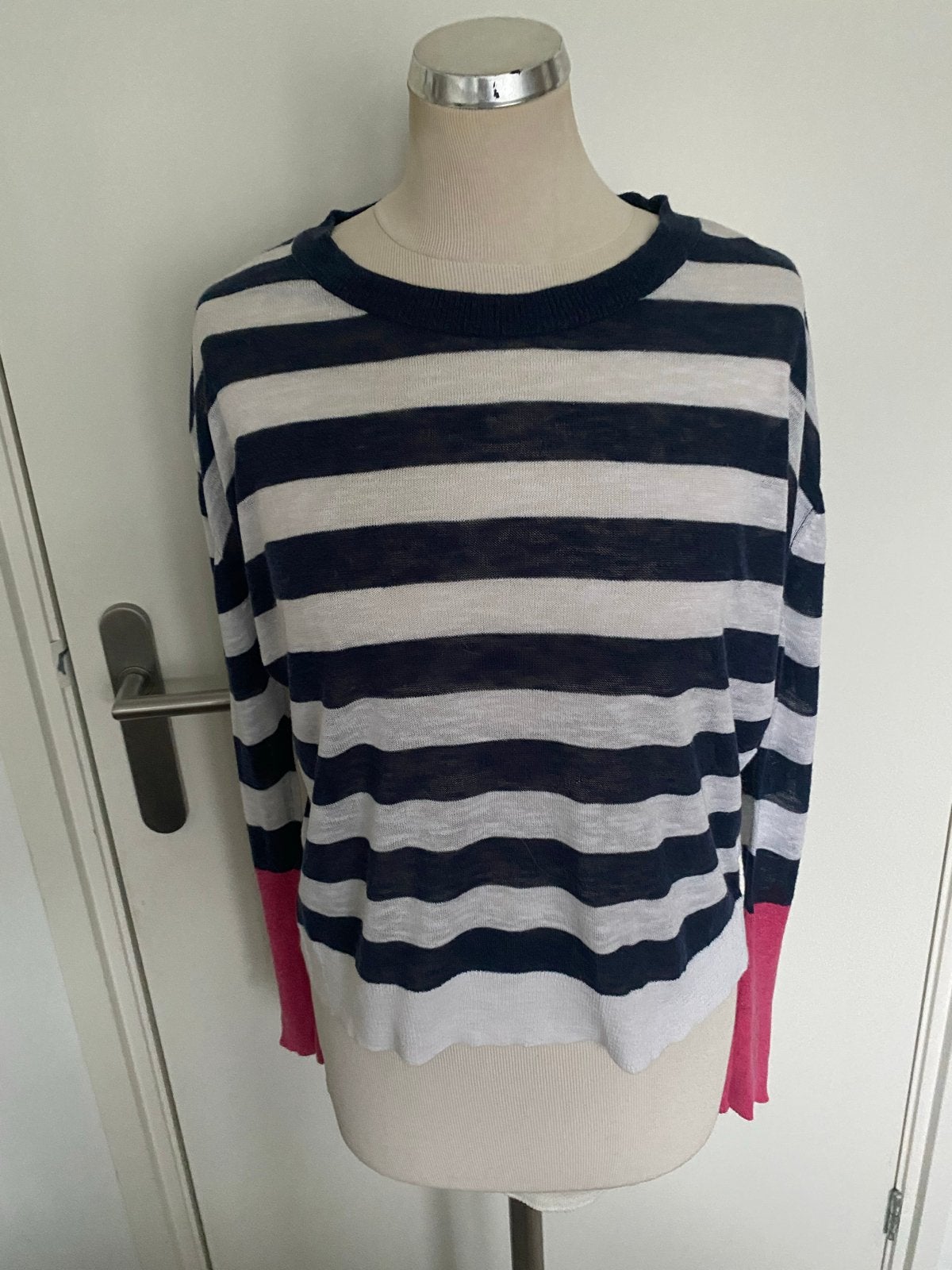 Hilfiger Denim gestreepte trui met roze mouwen maat XS, Ophalen of Verzenden, Zo goed als nieuw, Maat 34 (XS) of kleiner, Blauw