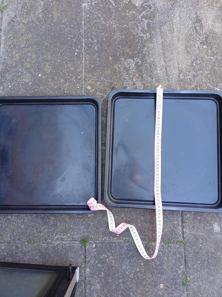 Twee bakplaten 38cm, Ophalen