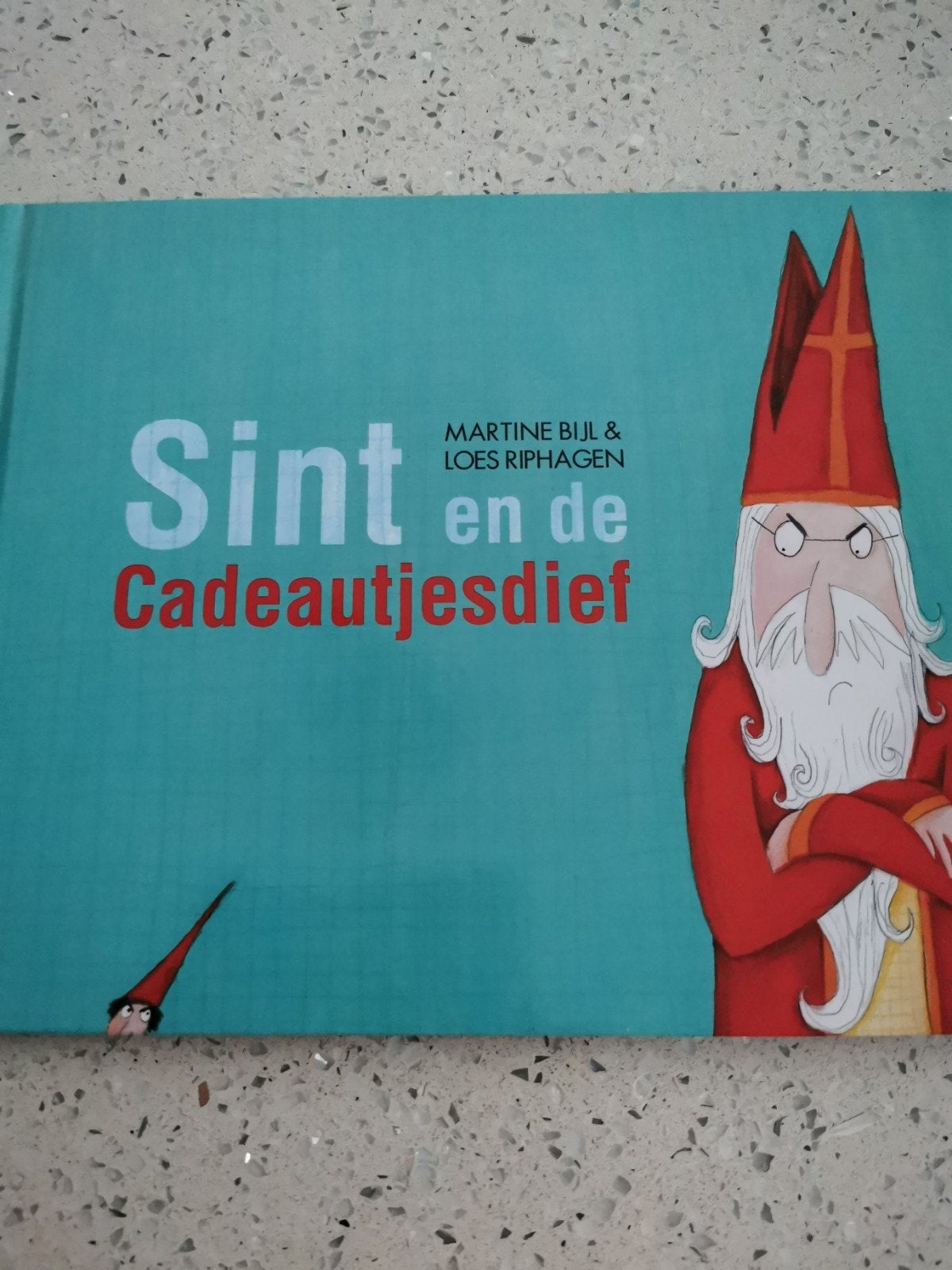 Sint en de Cadeautjesdief - Martine Bijl & Loes Riphagen, Ophalen of Verzenden, Zo goed als nieuw, Martine Bijl & Loes Riphagen