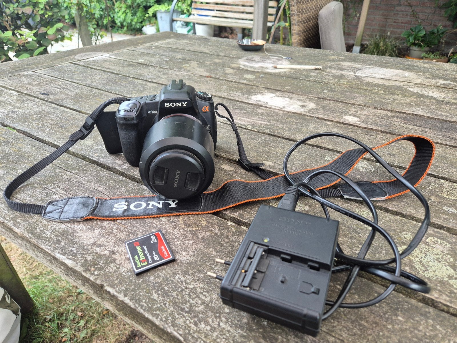 Sony alfa 300 camera, Ophalen, Sony, 8 keer of meer