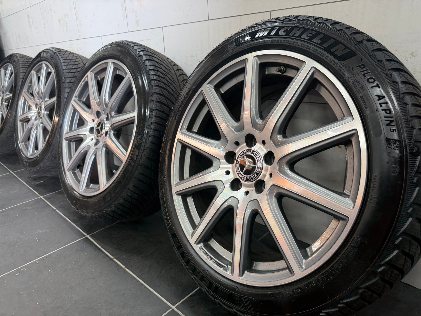 Orginele Mercedes CLA 45 AMG velgen 18 inch winterbanden, Ophalen, 18 inch, Gebruikt, Banden en Velgen