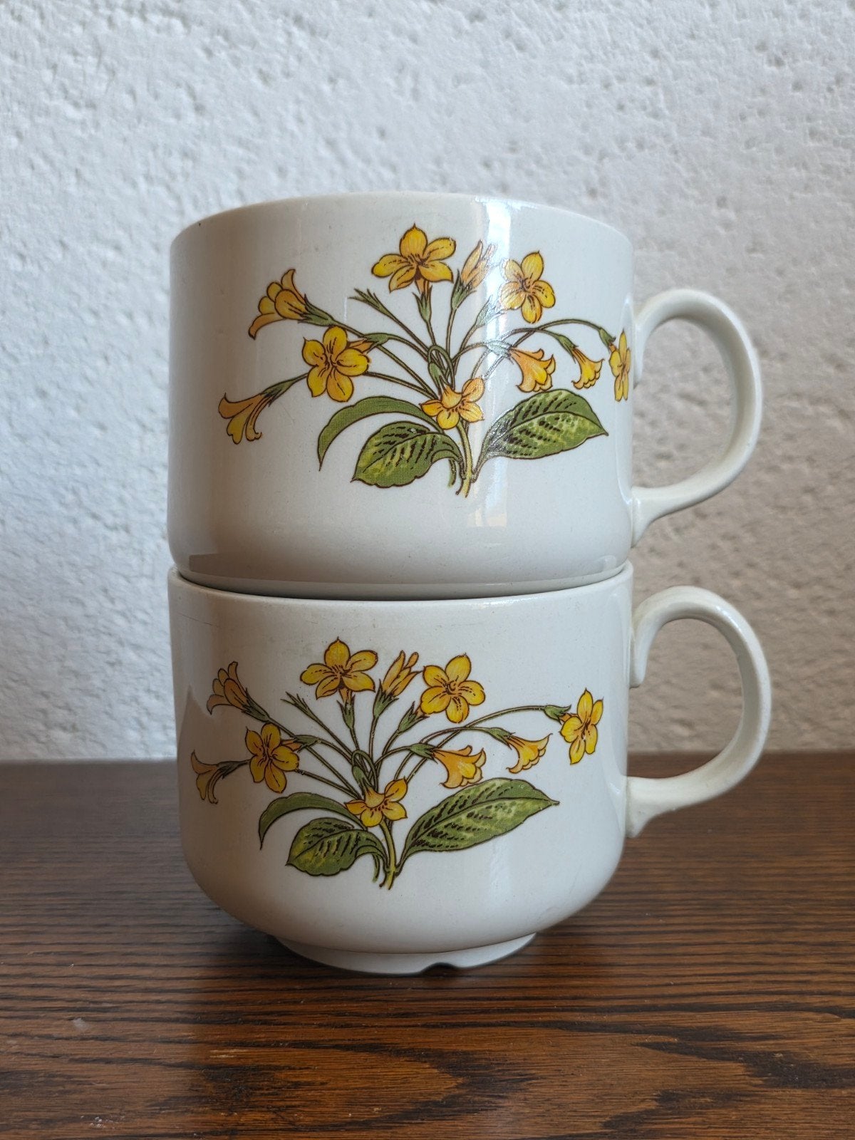 Vintage Soepkommen met Geel Bloemmotief - Set van 2, Ophalen of Verzenden