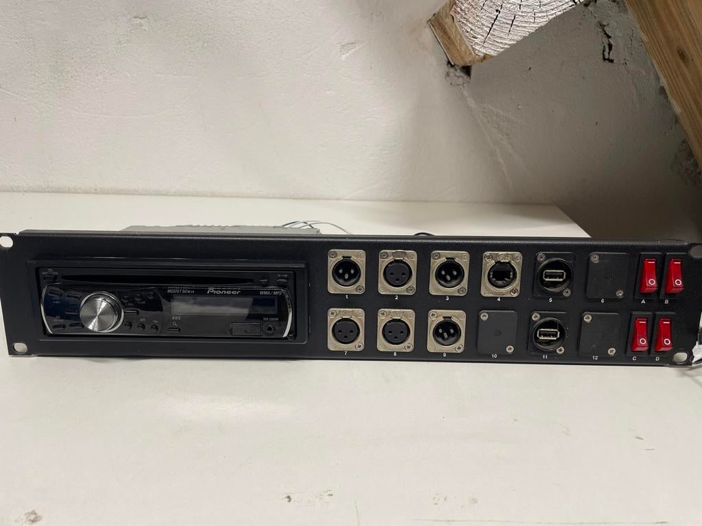 Pioneer DEH-2200UB Autoradio met Rackmount Paneel, Ophalen of Verzenden, Zo goed als nieuw
