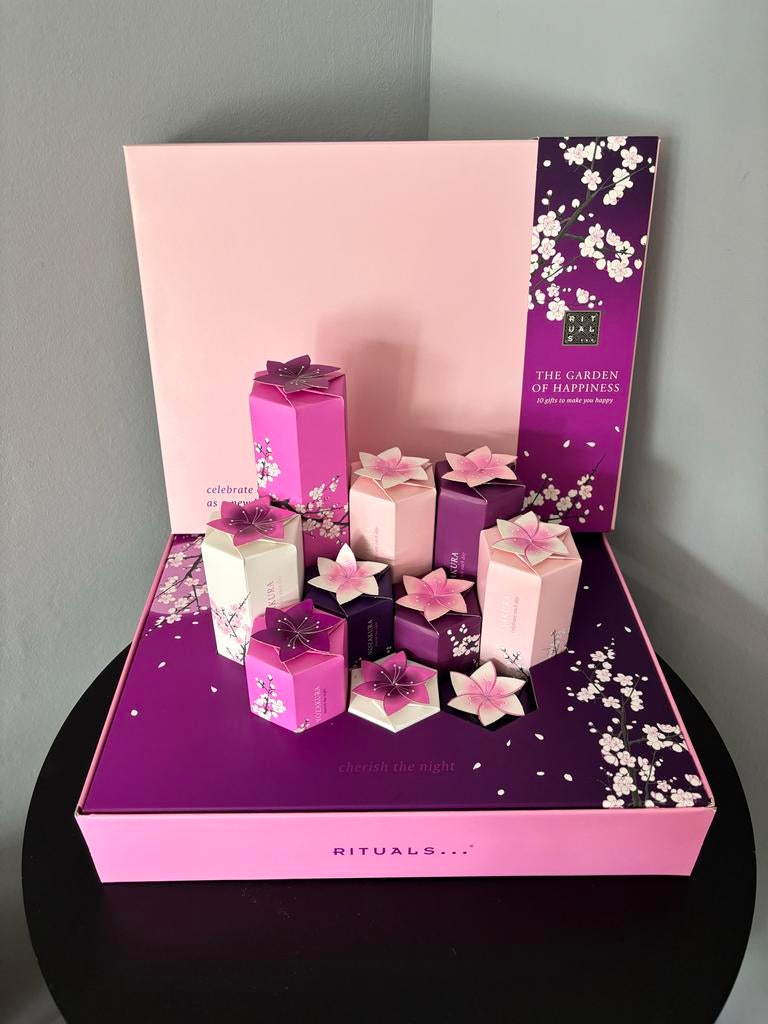 Rituals The Garden of Happiness - 10 cadeaus geschenkset, Ophalen of Verzenden, Nieuw, Feestartikel, Verjaardag