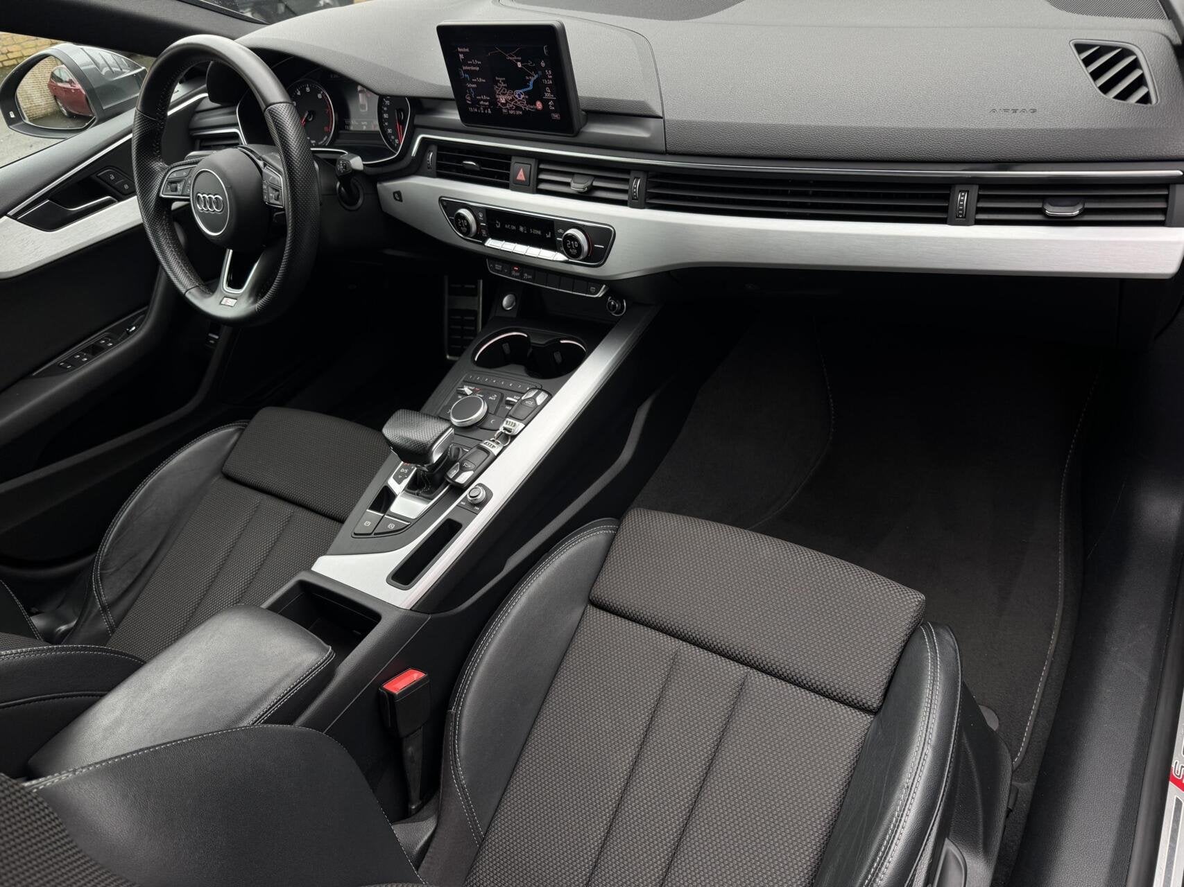 Foto 7 van Audi A5 Sportback 2.0 TFSI MHEV Sport S-line Edition