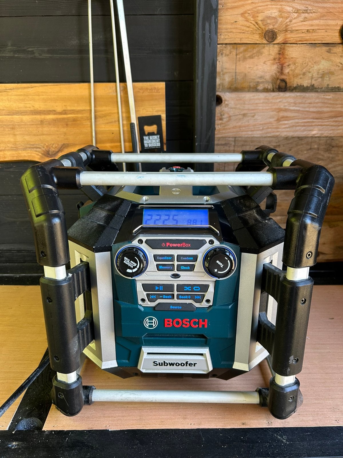 Bosch Professional GML 50 bouwradio + 18V 2,6 Ah accu, Audio, Tv en Foto, Ophalen, Gebruikt, Bouwradio