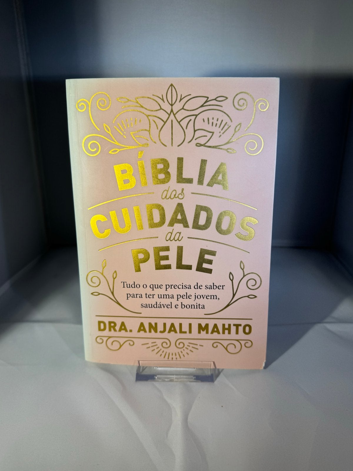 Bíblia dos Cuidados da Pele - Dr. Anjali Mahto, Ophalen of Verzenden, Zo goed als nieuw, Gezondheid en Conditie