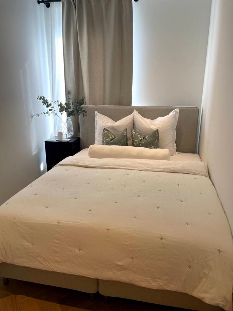 IKEA Dunvik boxspring 160x200 beige met matras en topper, Huis en Inrichting, Ophalen, Gebruikt, Beige, Tweepersoons