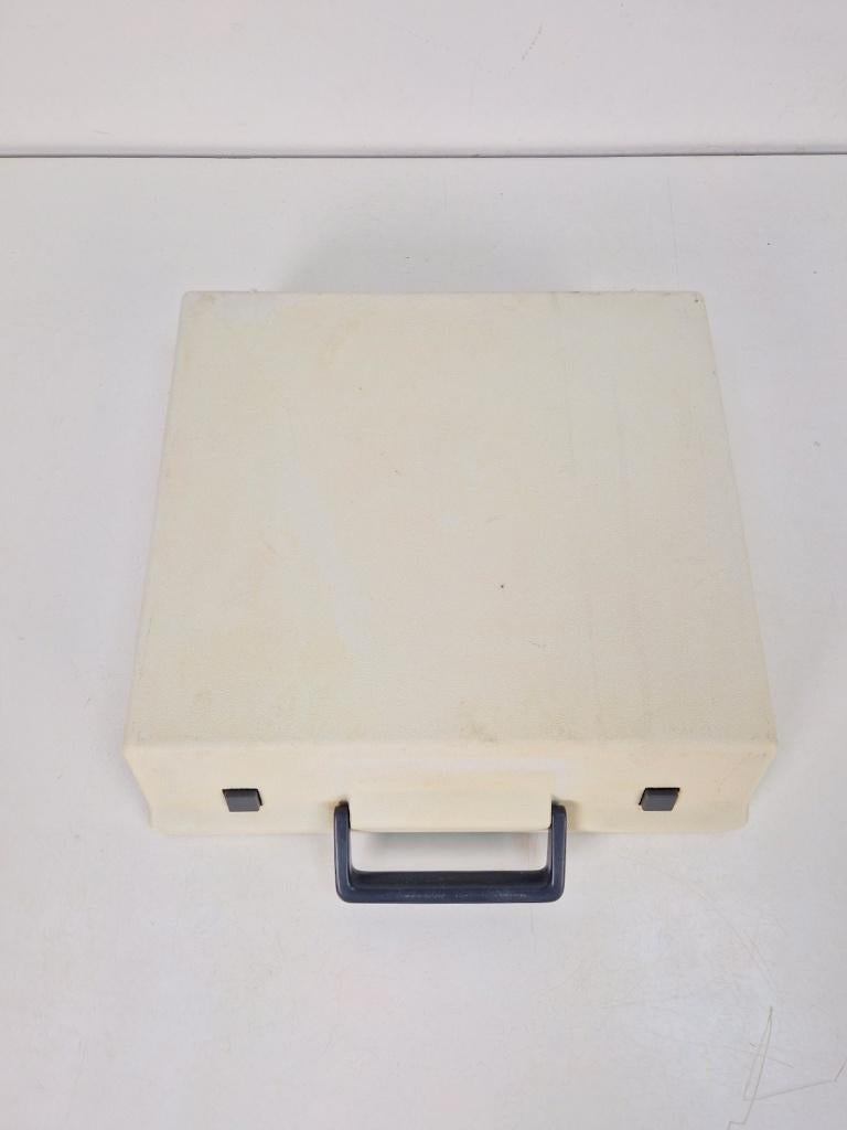 Vintage olympia traveller de luxe typemachine koffer ‘70, Diversen, Typemachines, N, Ophalen of Verzenden, N, N