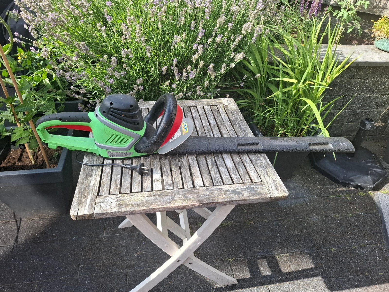 Elektrische Heggenschaar 600W, Ophalen, Zo goed als nieuw, Elektrisch, Florabest
