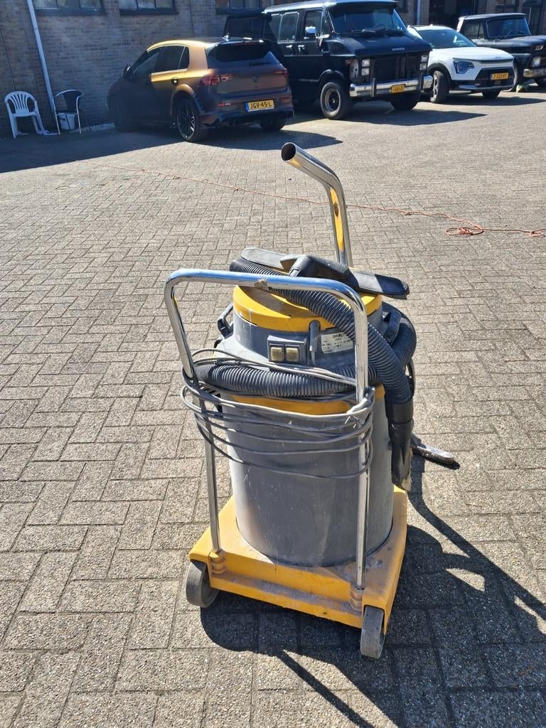 Ghibli Industriële Waterstofzuiger - Krachtig & Robuust, Witgoed en Apparatuur, Stofzuigers, Gebruikt, Ophalen of Verzenden, 2000 watt of meer